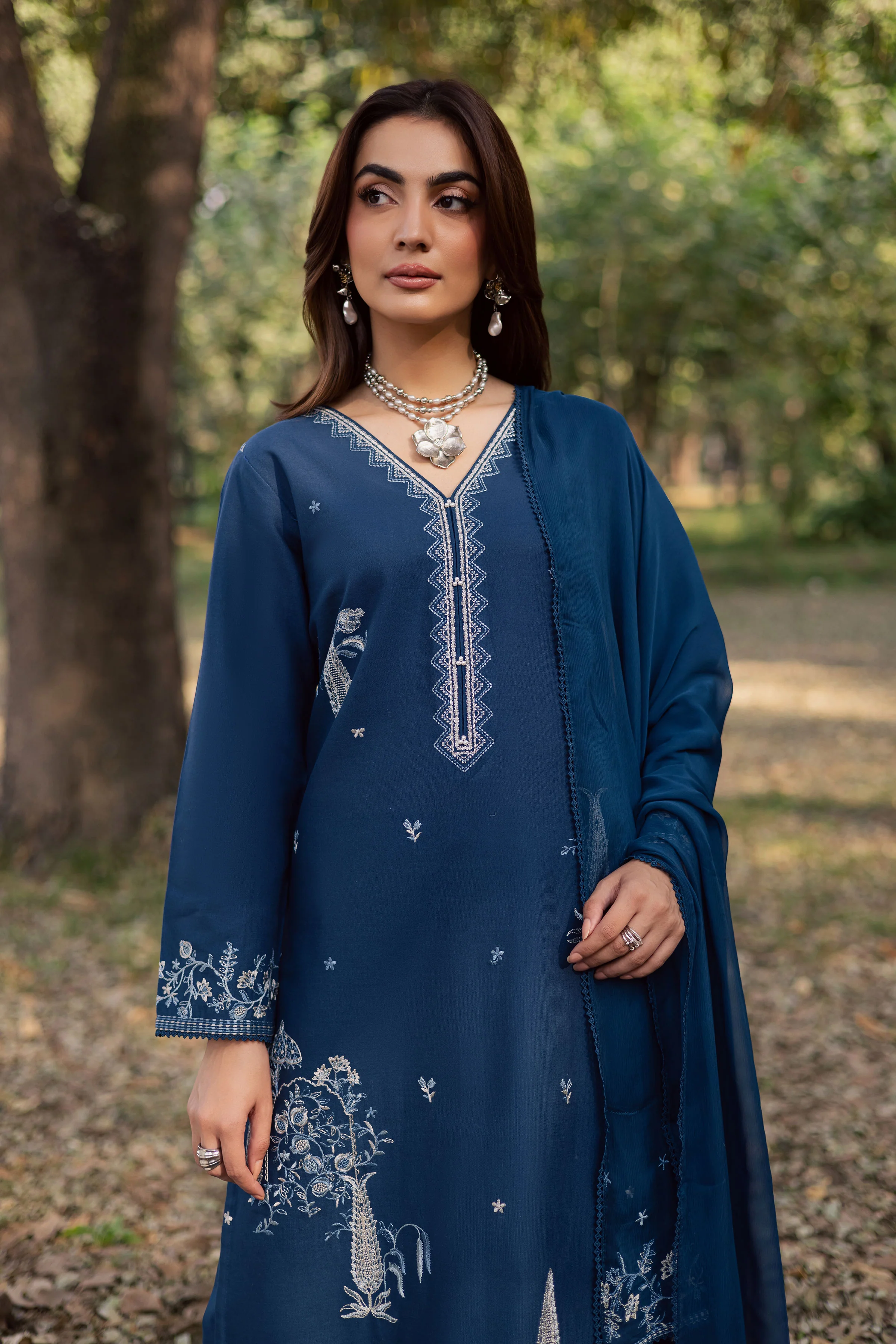 Blue Amal 3Pc - Embroidered Khaddar Dress - Image 4