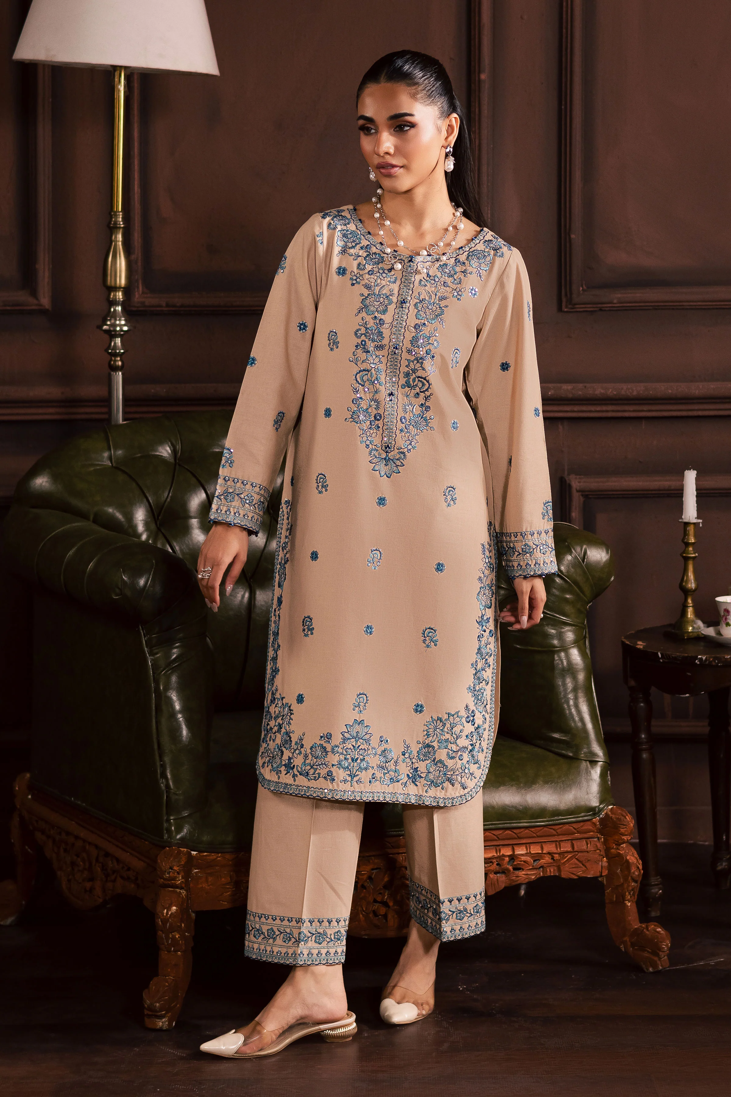Merry 2Pc - Embroidered Khaddar Dress - Image 8