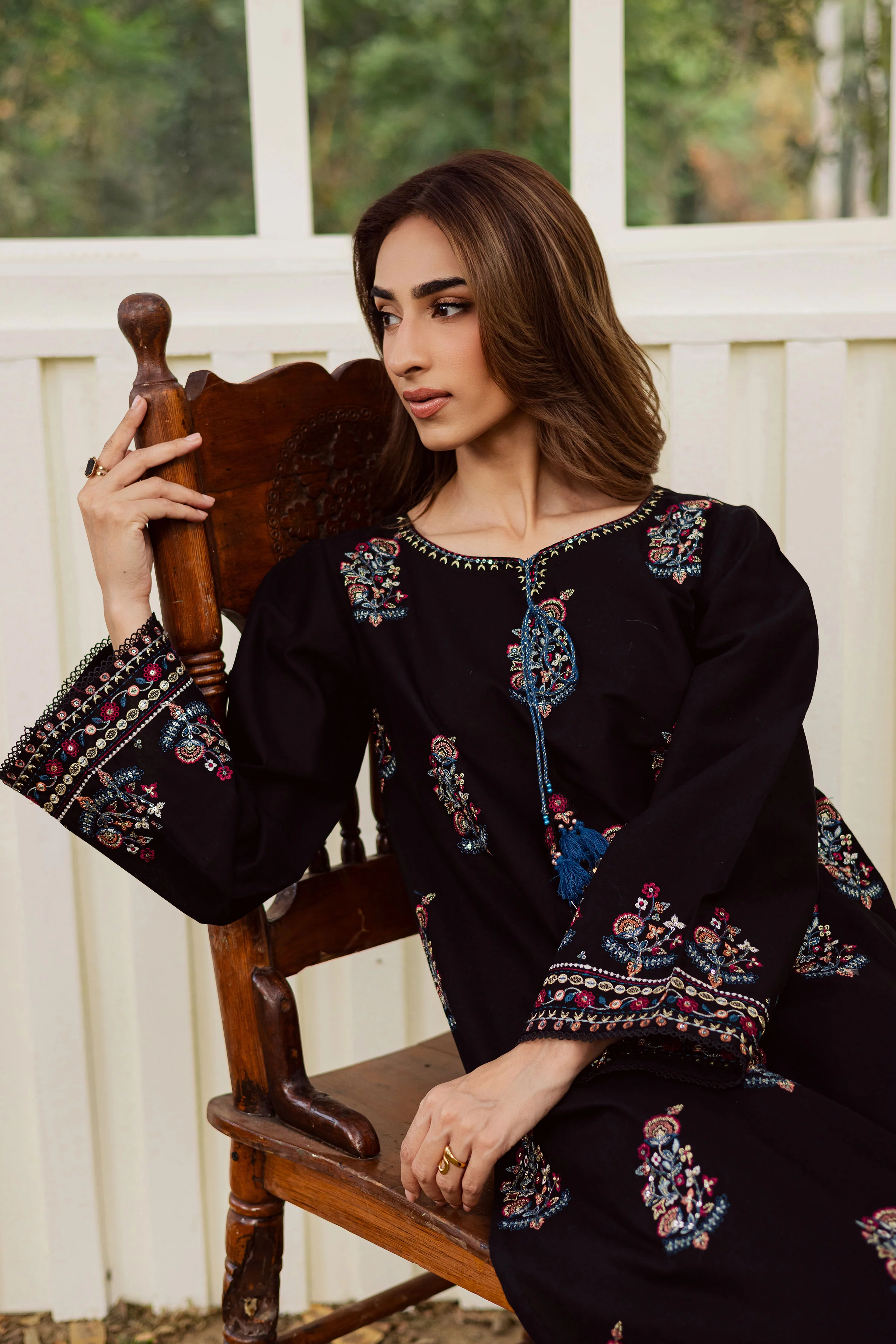 Noir Stitch 2Pc - Embroidered Khaddar Dress - Image 3