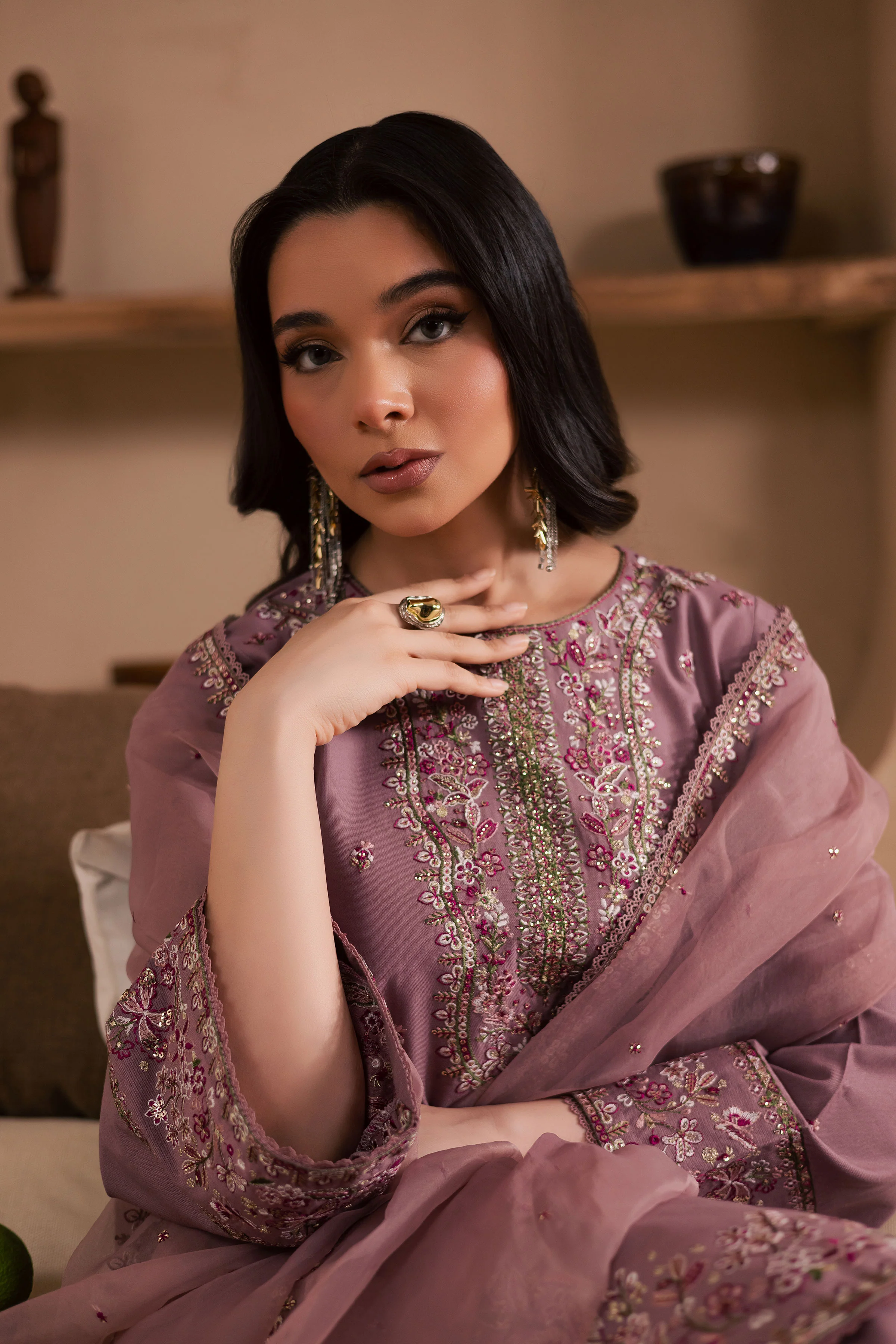 Tea Alyssa 3Pc - Embroidered Khaddar Dress - Image 4