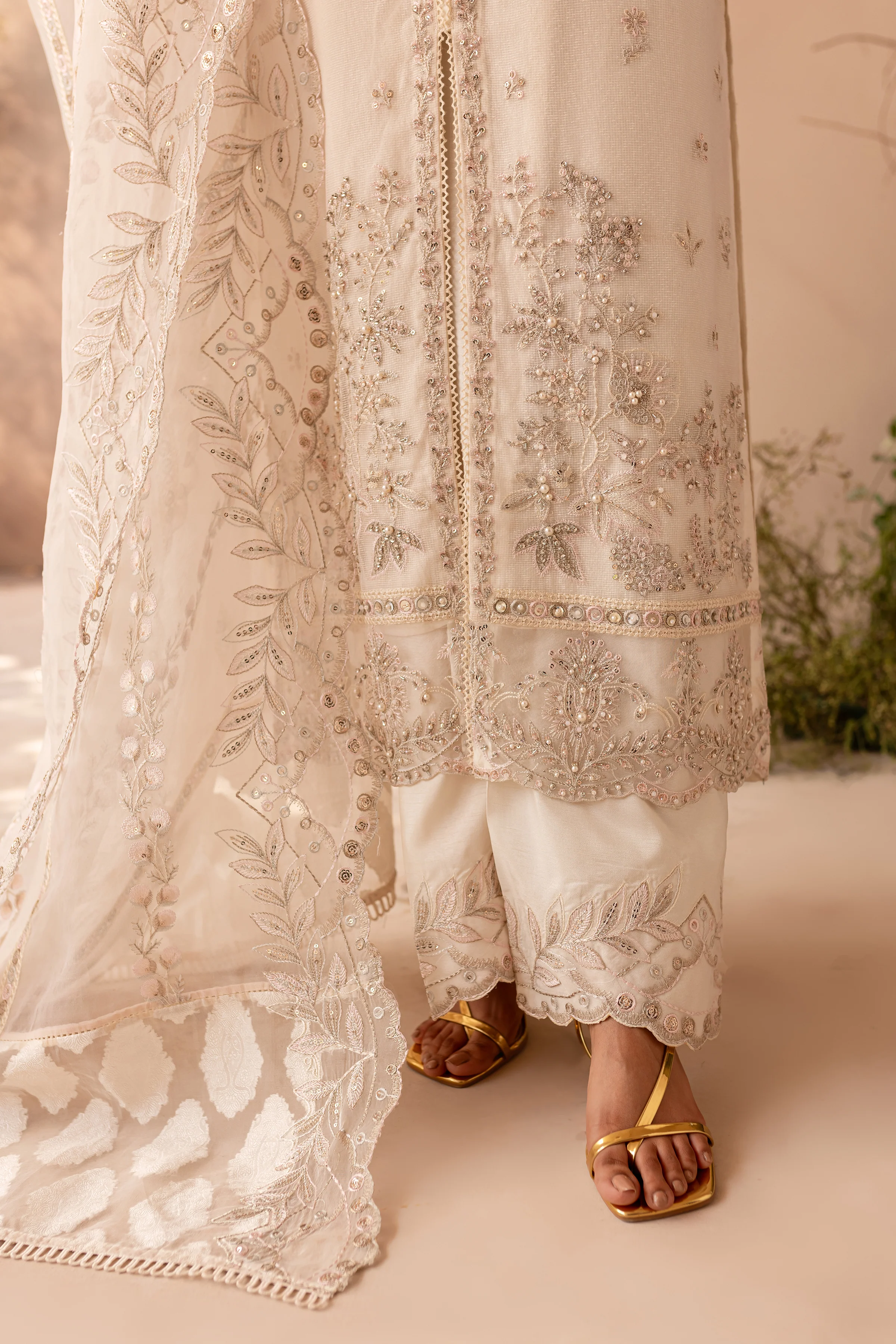 White Willow 3Pc - Embroidered Luxe PRET - Image 12